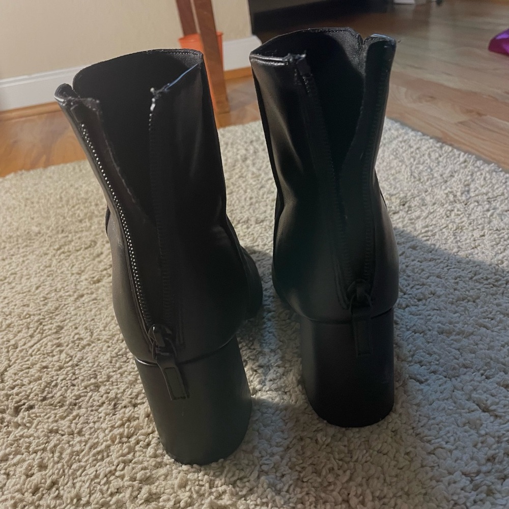 WORN ONCE - Picture 3 of 3